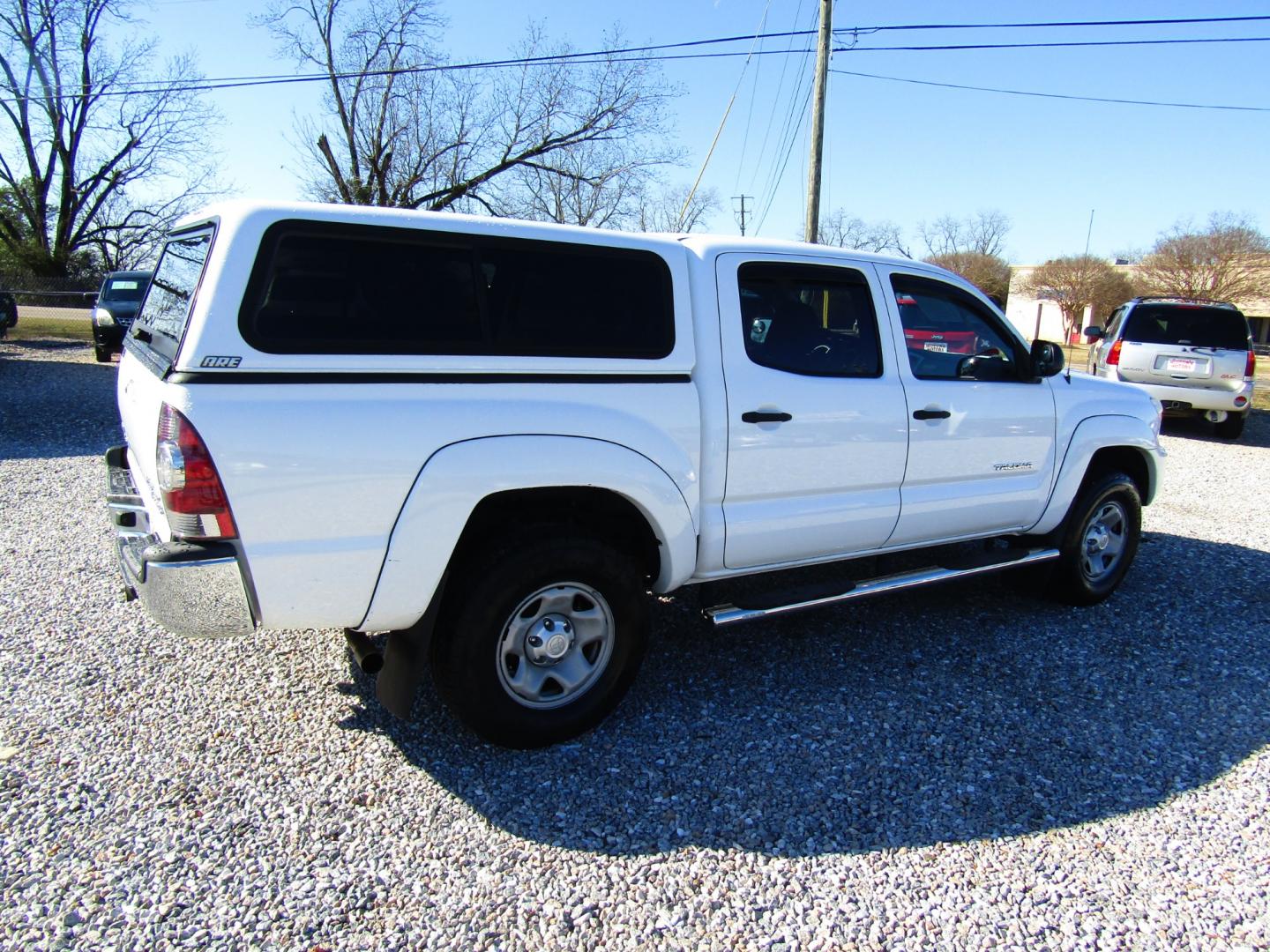 2013 WHITE Toyota Tacoma PreRunner Double Cab V6 Auto 2WD (5TFJU4GN5DX) with an 4.0L V6 DOHC 24V engine, Automatic transmission, located at 15016 S Hwy 231, Midland City, AL, 36350, (334) 983-3001, 31.306210, -85.495277 - Photo#7